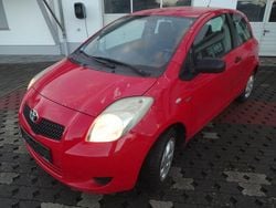 Rot Gebraucht 2007 Toyota Yaris Limousine | 1.400 € (Guter Preis)