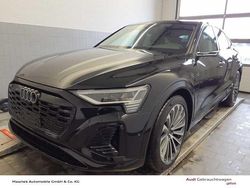 Mythosschwarz metallic Gebraucht 2024 Audi Q8 Sportback e-tron S-Line SUV | 42.840 € (Superpreis)