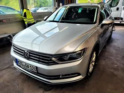 Silber Gebraucht 2017 VW Passat Comfortline Kombi | 16.500 € (Fairer Preis)
