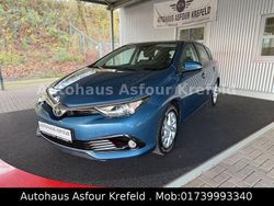 Blau Gebraucht 2016 Toyota Auris Edition-S Limousine | 10.990 € (Fairer Preis)