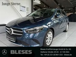 Denimblau Gebraucht 2020 Mercedes B200 Van / Kleinbus | 26.950 € (Etwas zu teuer)