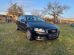 Schwarz Gebraucht 2011 Audi A3 Attraction Limousine | 3.500 € (Superpreis)