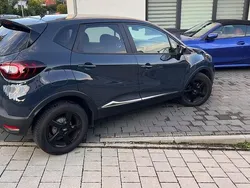 Blau Gebraucht 2019 Renault Captur LIMITED SUV | 13.500 € (Fairer Preis)