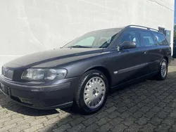Dunkelgrau Gebraucht 2001 Volvo V70 Comfort Kombi | 5.990 €