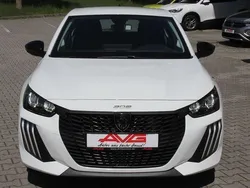 Weiß Gebraucht 2024 Peugeot 208 Active Kleinwagen | 15.950 € (Guter Preis)