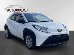 Weiß Neu 2025 Toyota Aygo Play Kleinwagen | 17.990 €