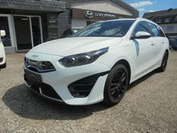 Casa white Gebraucht 2022 Kia Ceed 2 Kombi | 16.790 € (Guter Preis)