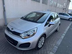 Silber Gebraucht 2011 Kia Rio Edition 7 Kleinwagen | 4.999 € (Guter Preis)