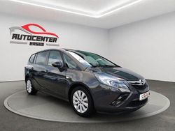 Grau Gebraucht 2015 Opel Zafira Tourer Edition Van / Kleinbus | 9.900 € (Fairer Preis)