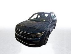 Nightshade blue metallic Gebraucht 2024 VW Tiguan Move SUV | 29.990 € (Guter Preis)