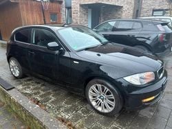 Schwarz Gebraucht 2011 BMW 118 Coupé Coupé | 4.000 € (Guter Preis)