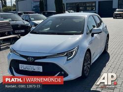 Weiß Gebraucht 2019 Toyota Corolla Hybrid Limousine | 20.990 € (Fairer Preis)