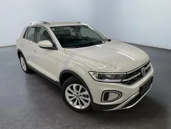 Andere Gebraucht 2024 VW T-Roc Style SUV | 29.124 € (Guter Preis)