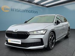 Silber Gebraucht 2025 Skoda Superb Kombi | 54.099 €