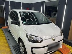 Weiß Gebraucht 2015 VW up! CLUB Kleinwagen | 4.800 € (Guter Preis)