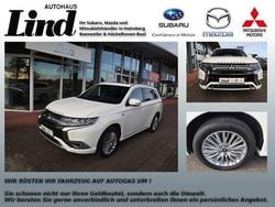 Weiß Gebraucht 2020 Mitsubishi Outlander Top SUV | 23.480 € (Etwas zu teuer)