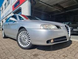 Silber metallic Gebraucht 2004 Alfa Romeo 166 Distinctive Limousine | 6.445 € (Fairer Preis)