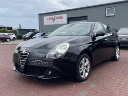 Schwarz Gebraucht 2011 Alfa Romeo Giulietta Turismo Kleinwagen | 2.900 € (Guter Preis)