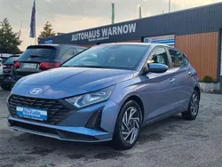 Meta blue Neu 2024 Hyundai i20 Essential Kleinwagen | 19.990 € (Etwas zu teuer)