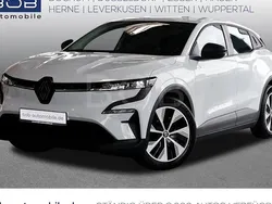 Arktisweiß Gebraucht 2024 Renault Mégane Evolution Limousine | 31.555 € (Fairer Preis)