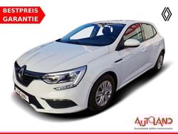 Weiß Gebraucht 2020 Renault Mégane IV Life Limousine | 15.950 € (Guter Preis)