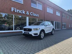 Ice white Gebraucht 2022 Volvo XC40 Momentum SUV | 26.890 € (Superpreis)