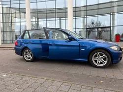 Blau Gebraucht 2009 BMW 320 Kombi | 5.000 € (Guter Preis)