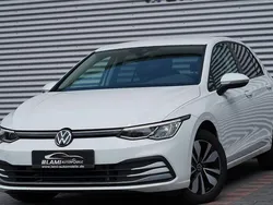 Weiß Gebraucht 2024 VW Golf VIII Move Limousine | 24.999 € (Superpreis)