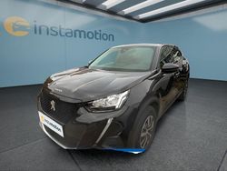 Schwarz Gebraucht 2022 Peugeot e-2008 Active SUV | 17.149 € (Guter Preis)