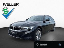 Schwarz (schwarz) Gebraucht 2022 BMW 330e Comfort Edition Kombi | 32.150 € (Superpreis)