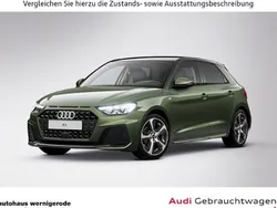 Distriktgrün metallic Gebraucht 2025 Audi A1 Sportback S-Line Kleinwagen | 34.990 €