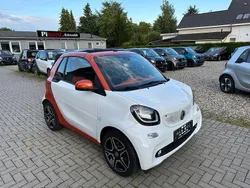 Weiß Gebraucht 2019 Smart ForTwo Cabrio Passion Cabrio | 15.999 € (Guter Preis)