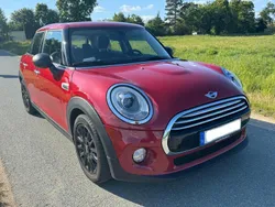 Rot Gebraucht 2016 Mini ONE Kleinwagen | 10.900 € (Fairer Preis)