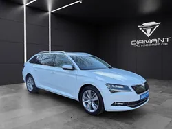 Weiß Gebraucht 2016 Skoda Superb Kombi | 14.499 € (Guter Preis)