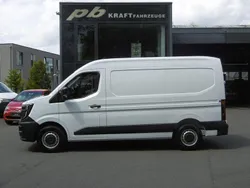 Mineralweiß Gebraucht 2024 Renault Master Van | 31.450 € (Superpreis)