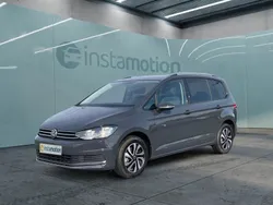 Grau Gebraucht 2021 VW Touran Active Van / Kleinbus | 28.895 € (Fairer Preis)