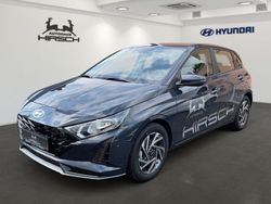Grau Gebraucht 2025 Hyundai i20 Trend Limousine | 20.990 € (Etwas zu teuer)