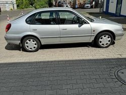 Silber Gebraucht 1999 Toyota Corolla Limousine | 2.400 € (Superpreis)
