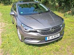 Grau Gebraucht 2019 Opel Astra Innovation Kombi | 8.200 € (Guter Preis)