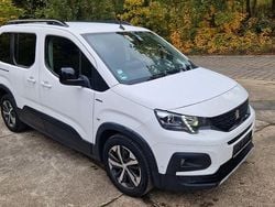 Weiß Gebraucht 2018 Peugeot Rifter GT-line Van / Kleinbus | 15.900 € (Fairer Preis)