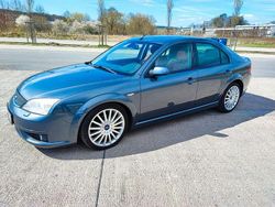 Grau Gebraucht 2004 Ford Mondeo ST Limousine | 6.900 €