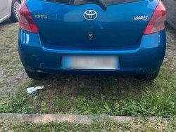 Blau Gebraucht 2008 Toyota Yaris Kleinwagen | 950 € (Guter Preis)