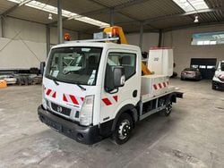 Silber Gebraucht 2014 Nissan Cabstar Abholung | 18.921 €
