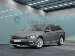 Grau Gebraucht 2021 VW Passat Design Kombi | 27.380 € (Etwas zu teuer)