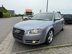 Silber Gebraucht 2005 Audi A4 S-Line Limousine | 2.990 € (Fairer Preis)