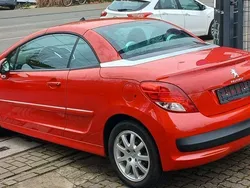 Rot Gebraucht 2012 Peugeot 207 CC Active Cabrio | 3.500 € (Guter Preis)