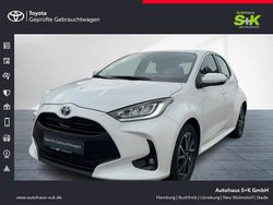 Schneeweiß Gebraucht 2023 Toyota Yaris Hybrid Basis Kleinwagen | 21.580 € (Fairer Preis)