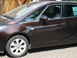 Braun Gebraucht 2015 Opel Zafira Tourer Innovation Van / Kleinbus | 8.900 € (Guter Preis)