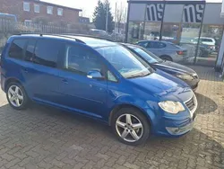 Blau Gebraucht 2007 VW Touran Trendline Van / Kleinbus | 4.300 € (Fairer Preis)