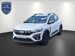 Weiß (arktisweiß (weiß)) Gebraucht 2025 Dacia Sandero Extreme Kleinwagen | 19.985 € (Fairer Preis)